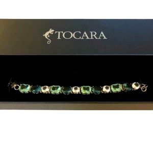 NIB Tocara Coralee Vitrum Glass Bracelet